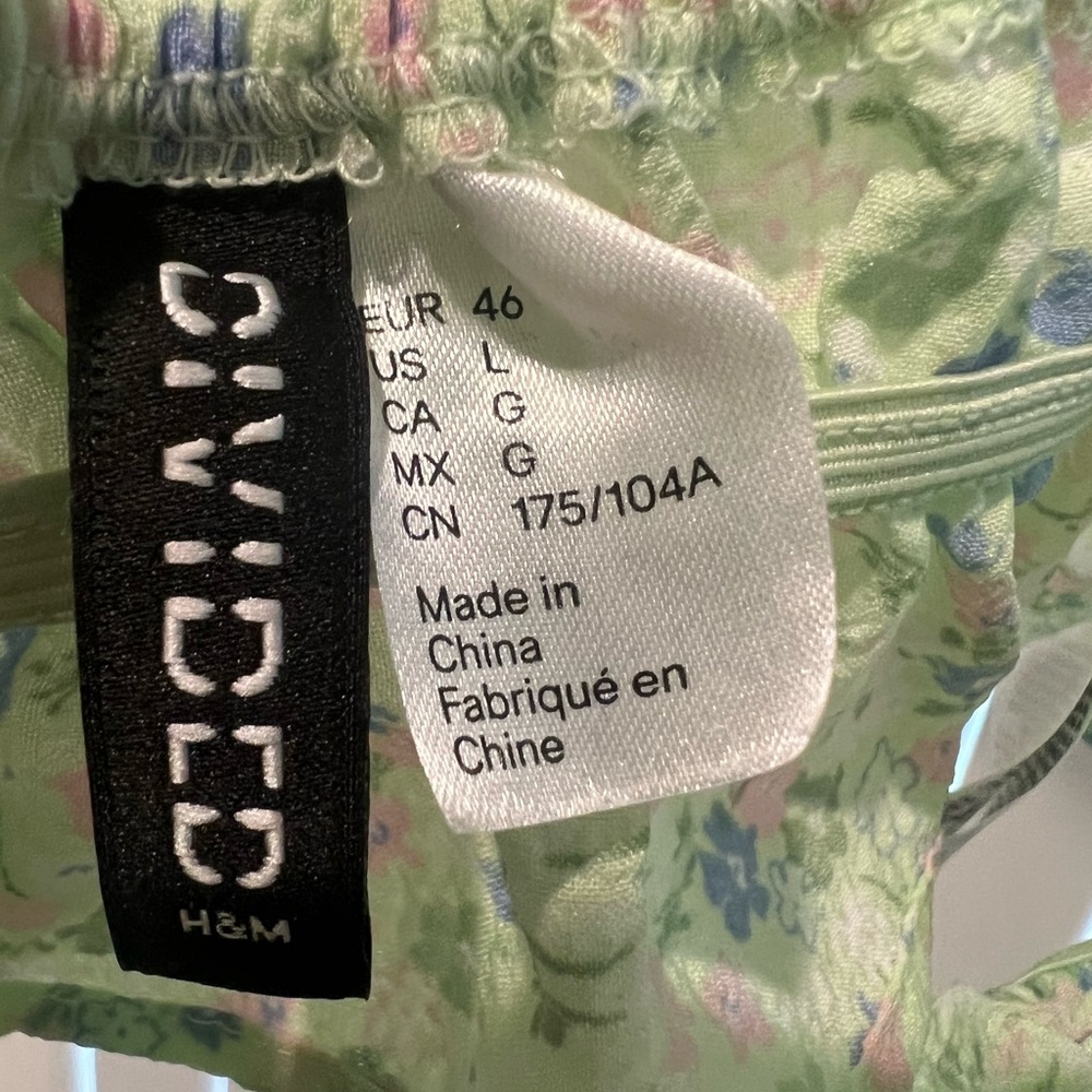 H&M Divided Top - Picture 3 of 4